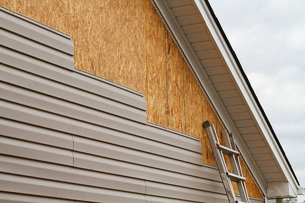 24/7 Emergency Storm Damage Siding Repair experts in Newtown, VA